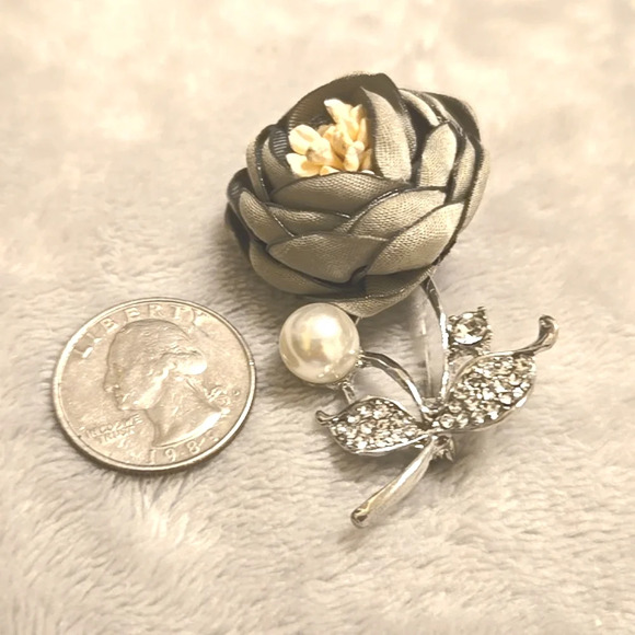#485 Vintage Rose brooch - Picture 5 of 7